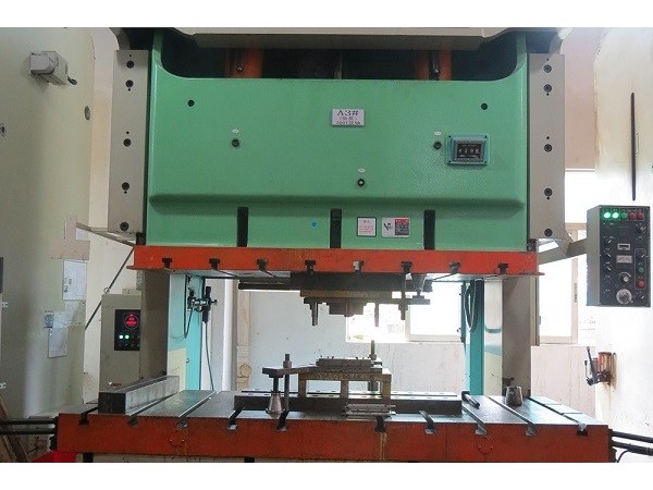 深圳五金沖壓多少錢？沖壓五金廠幫您分析1