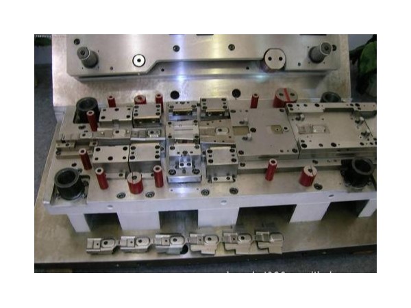 五金沖壓模具工藝制作注意事項(xiàng)，你知道多少？