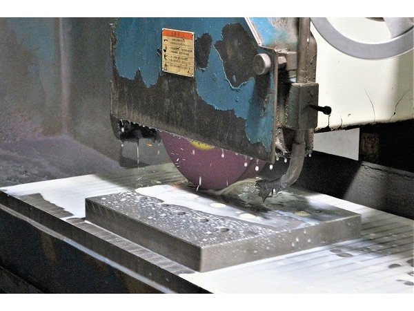 東莞五金沖壓定做廠-沖床五金模具拆卸步驟