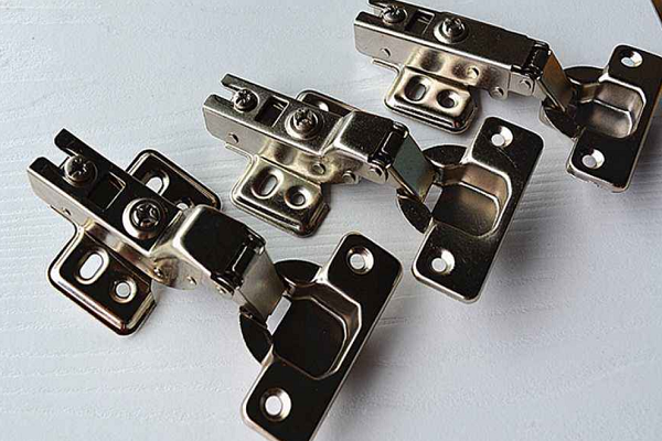 精密五金沖壓加工廠，沖壓件翻孔問題及解決方法