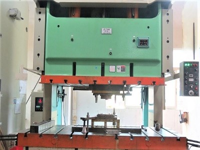 五金沖壓加工與鍛壓哪個(gè)好？