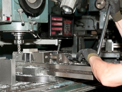 河南五金沖壓件加工廠，鋁合金拉伸模的常見故障解決方法